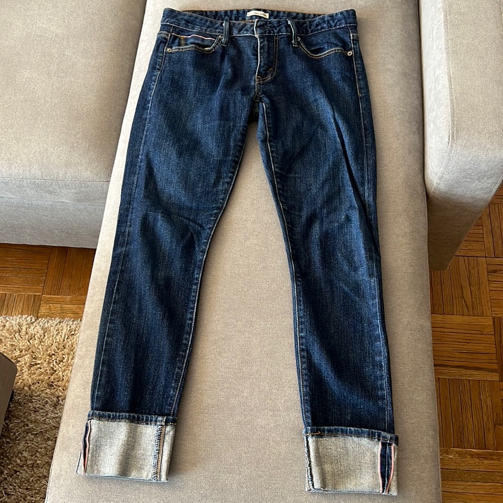 Levi mid-rise boyfriend skinny jeans